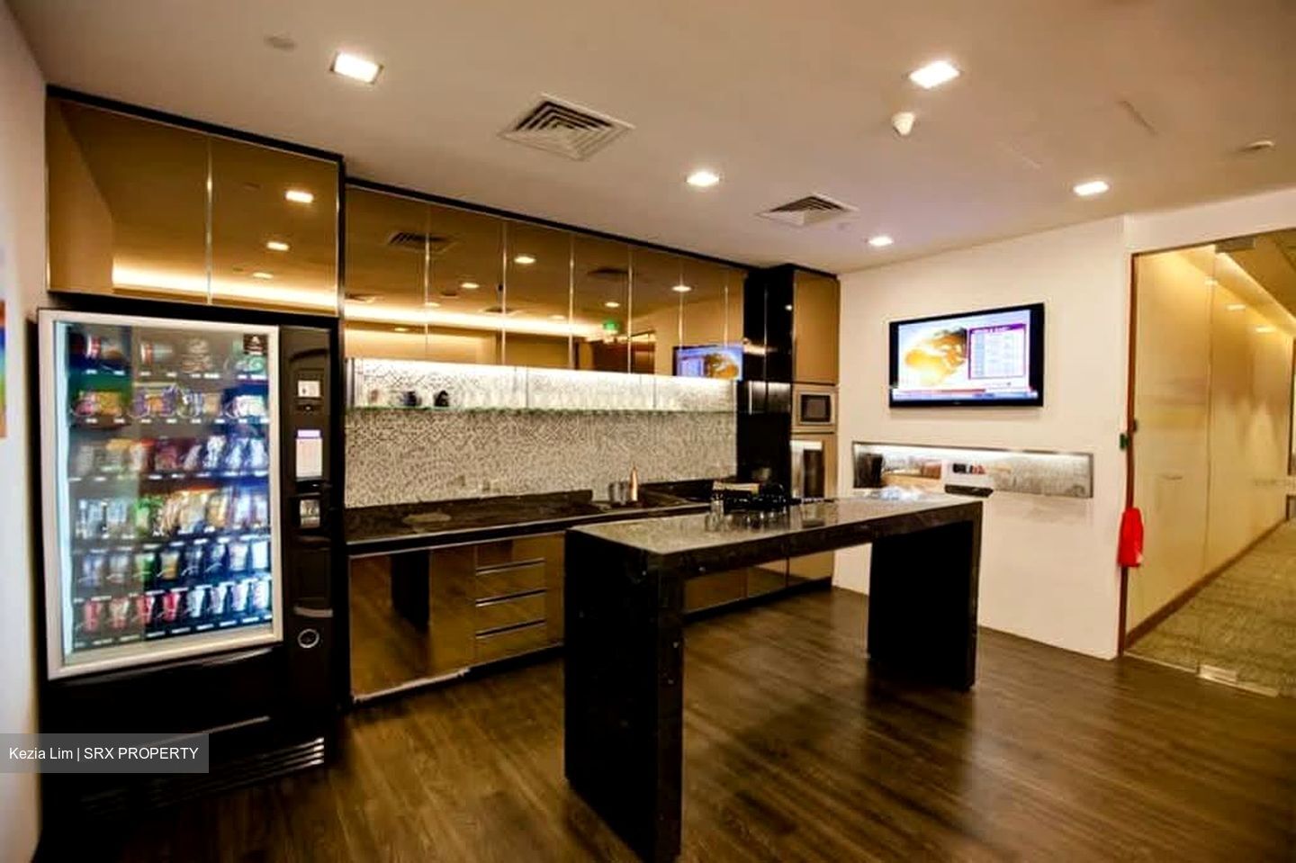 Samsung Hub (D1), Office #563151421